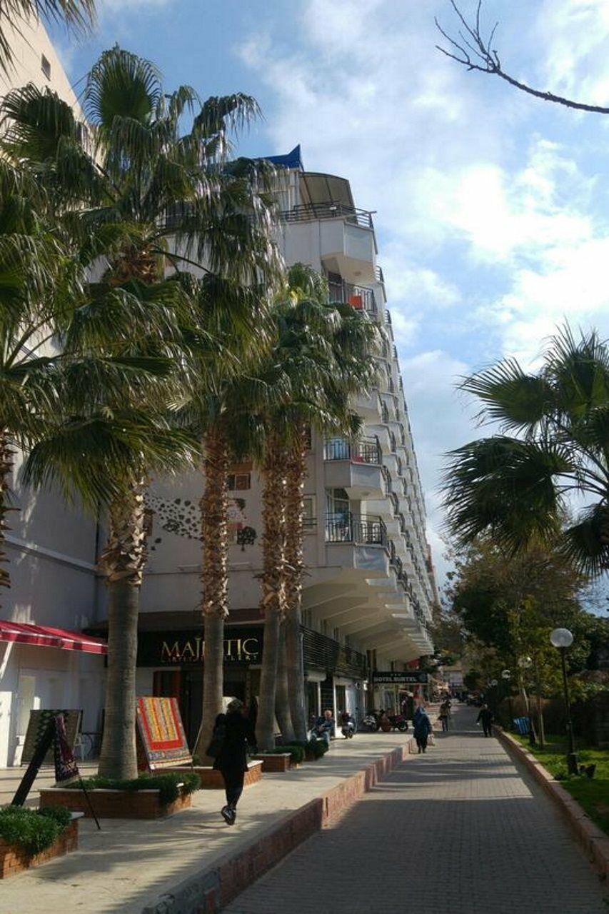 Surtel Hotel Kusadasi Exterior photo